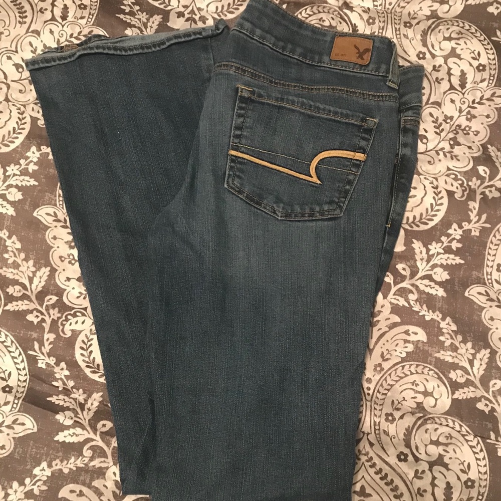 AE Outfitters Medium Wash Jeans
